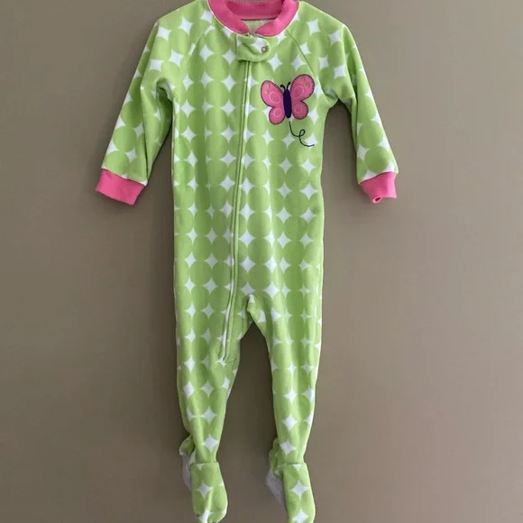 Carter’s kids footed pajamas - Picture 1 of 2